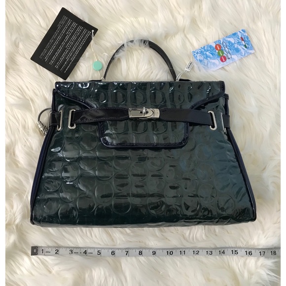 FIAT 500 purse NEW, TAGS ATTACHED - Picture 8 of 10